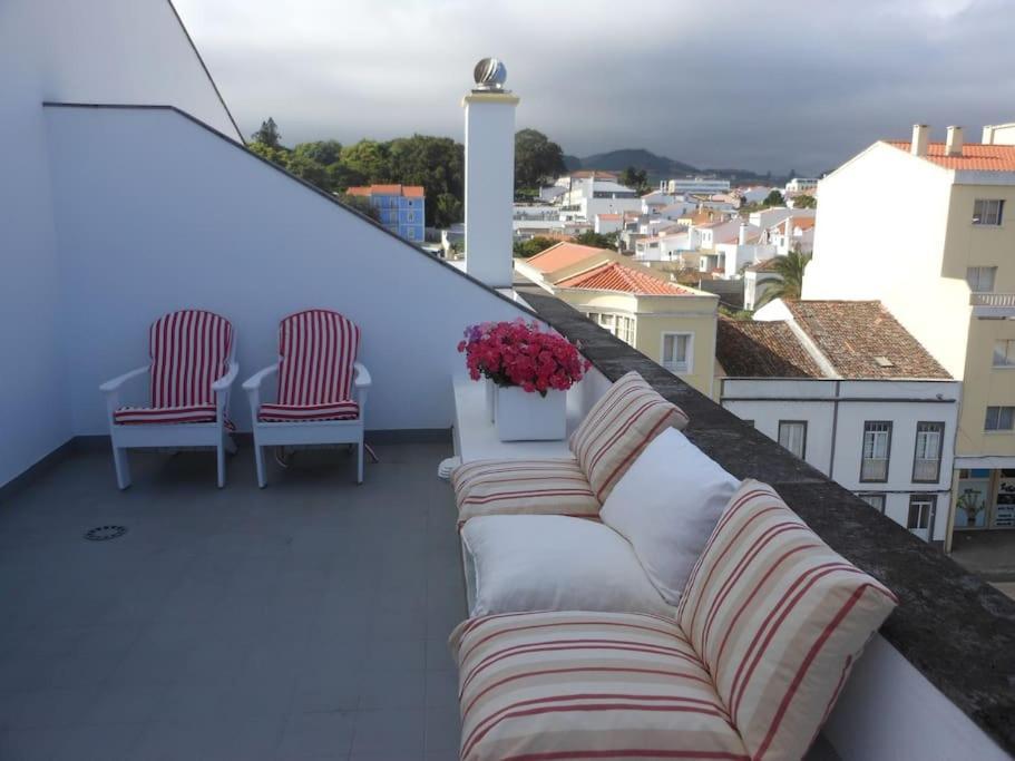 Rooftop Apartment ปอนตาเดลกาดา ภายนอก รูปภาพ